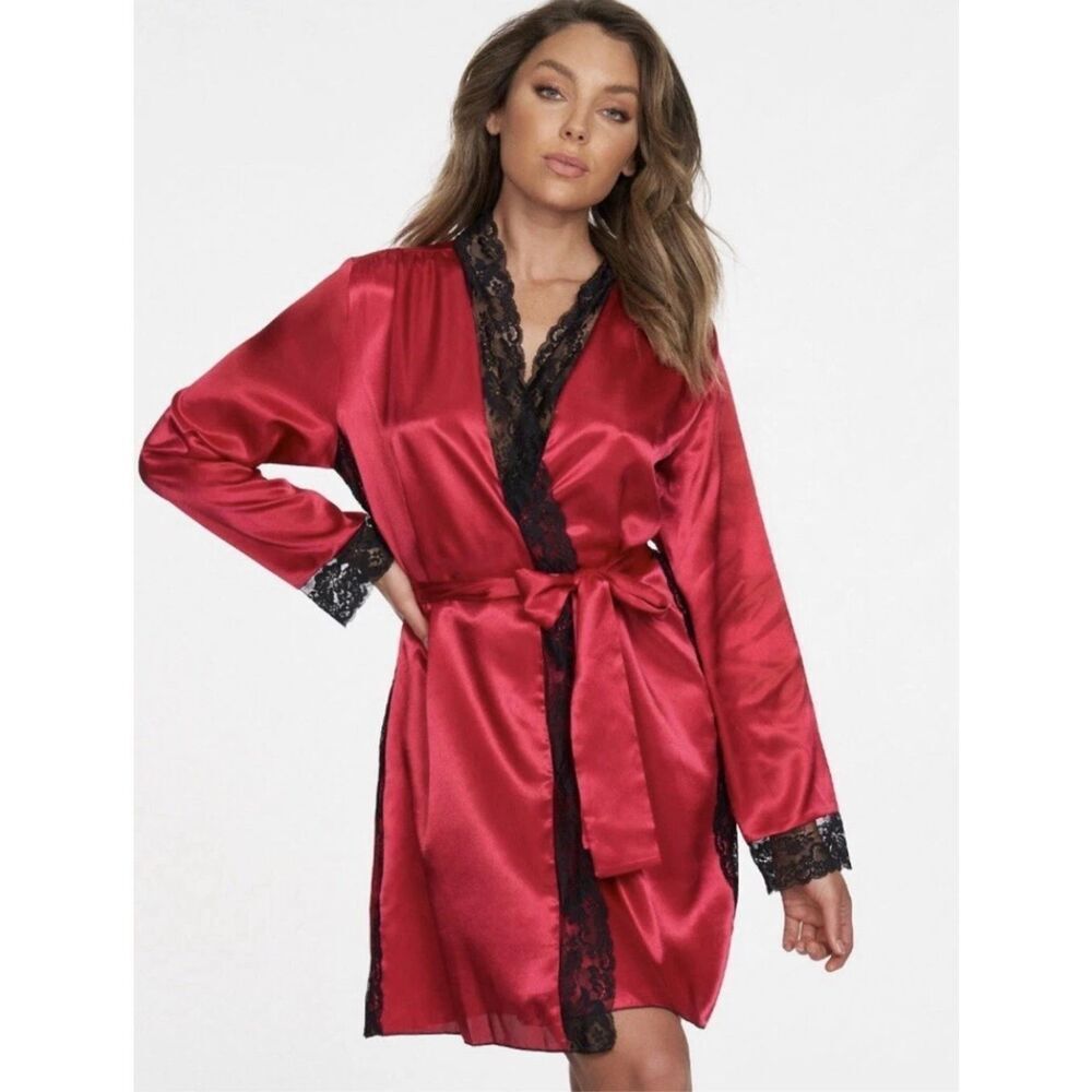 Fredericks of Hollywood‎ Robe Womens Size 2X Red Black Aspen Mae Satin Lace NWT